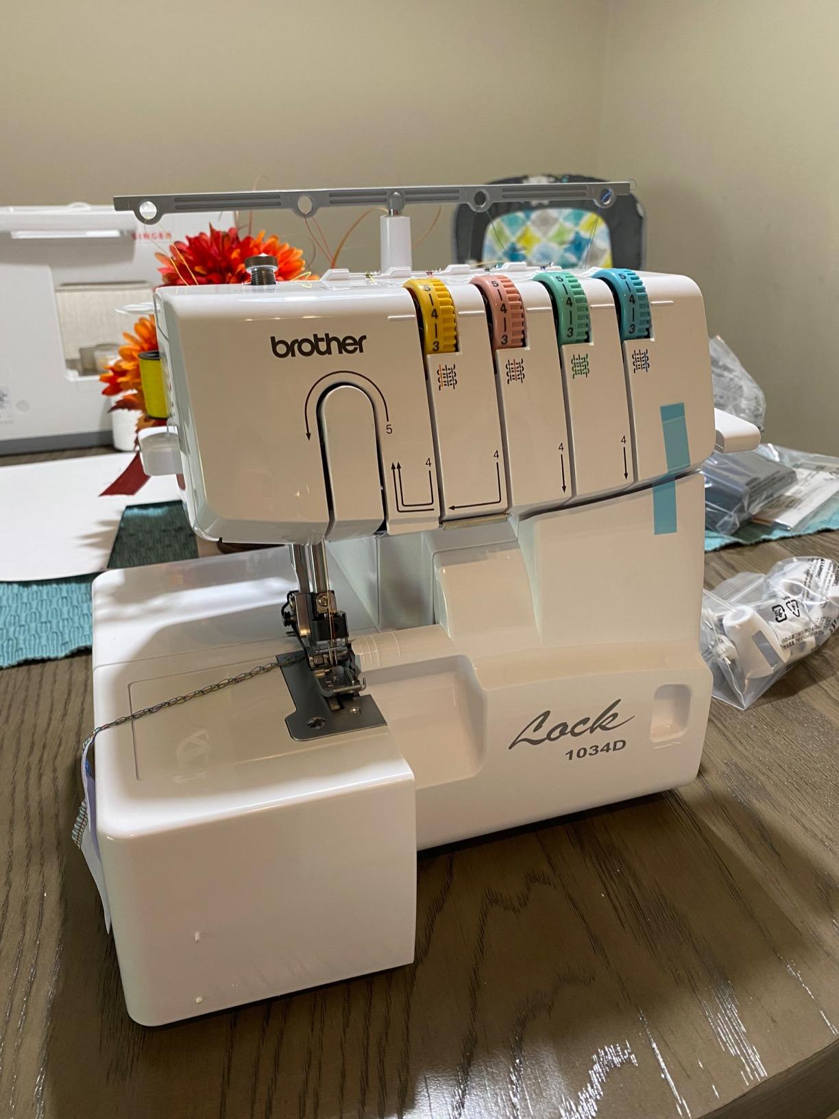 Overlock sewing Machine